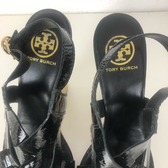 Tory Burch Patent Leather Wedge Heel Sandals 9 - Picture 4 of 9